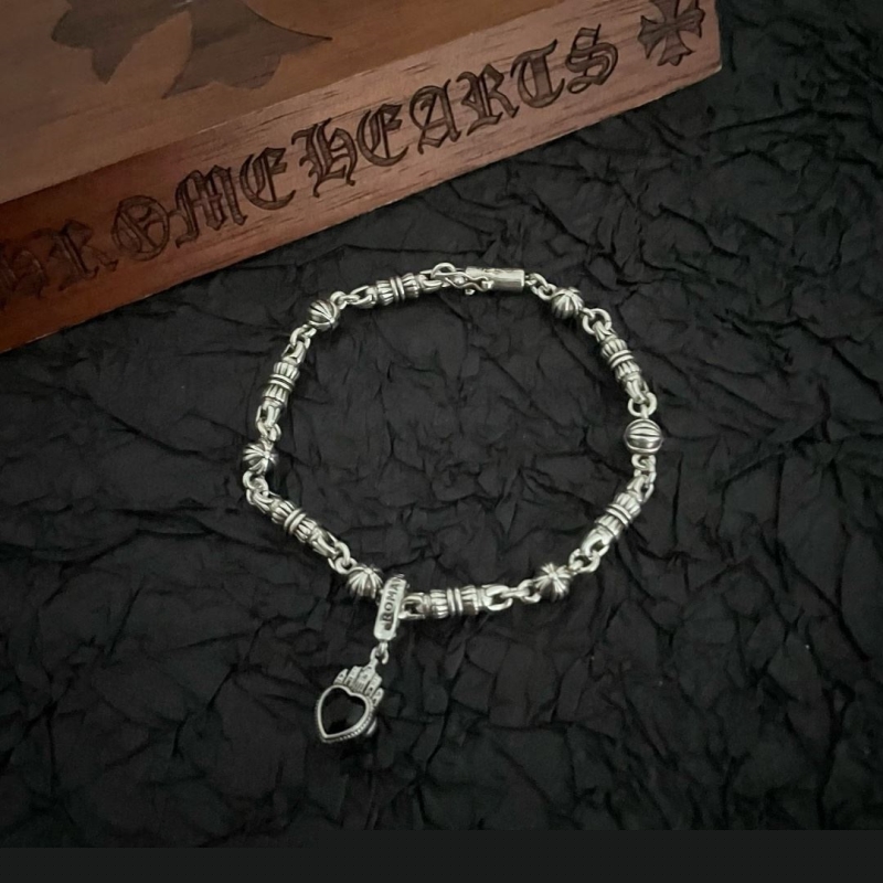 Ch**me He**ts bracelets